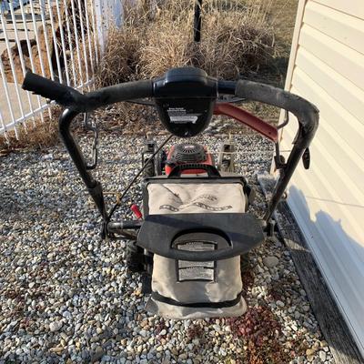 LOT 173 S: Honda Craftsman Lawnmower #917.374803