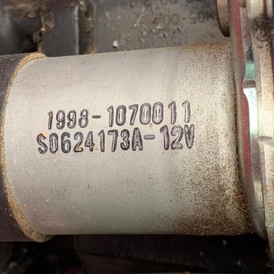 LOT 174 S: Toro Lawnmower