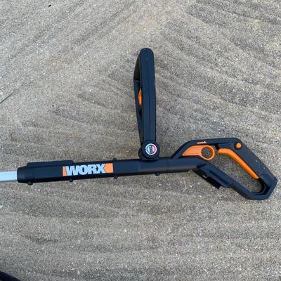 LOT 175 S: Ryobi Electric Pole Saw #RY43160A & Worx Weedwacker #WG160