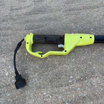 LOT 175 S: Ryobi Electric Pole Saw #RY43160A & Worx Weedwacker #WG160