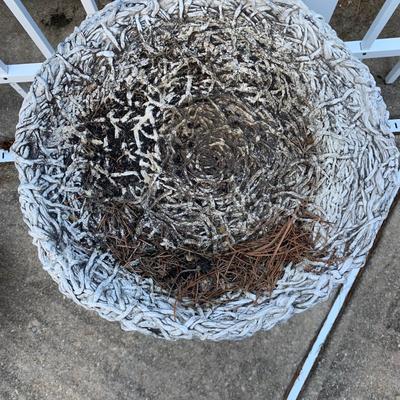 LOT 178 O: Disney's Mickey & Minnie Mouse Resin Birdbath