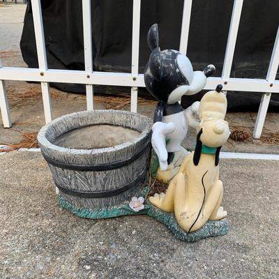 LOT 179 O: Disney's Mickey, Minnie, & Pluto Resin Lawn Decor Collection & Lighthouse