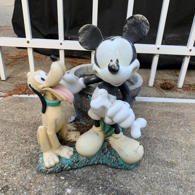 LOT 179 O: Disney's Mickey, Minnie, & Pluto Resin Lawn Decor Collection & Lighthouse