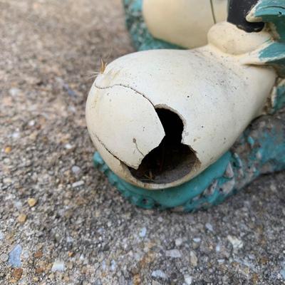 LOT 179 O: Disney's Mickey, Minnie, & Pluto Resin Lawn Decor Collection & Lighthouse