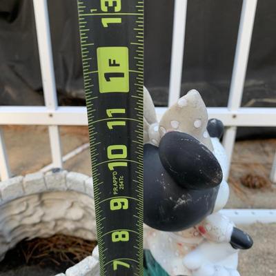 LOT 179 O: Disney's Mickey, Minnie, & Pluto Resin Lawn Decor Collection & Lighthouse