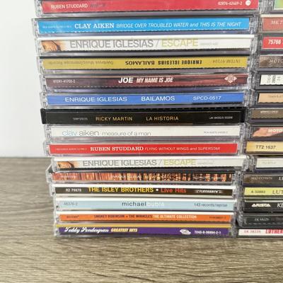 LOT 183B: CD Collection: Justin Timberlake, Luther Vandross, Lionel Richie, Kenny Rogers, Enrique Iglesias & More