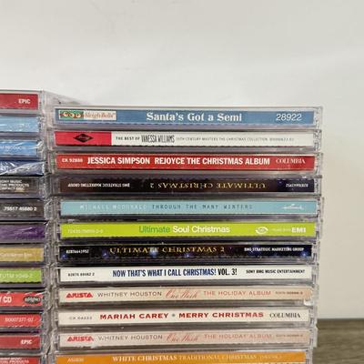 LOT 184B: Christmas CD Collection, Some NIP