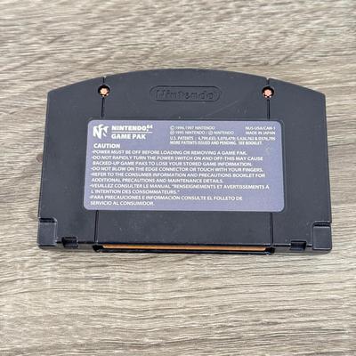 LOT 197A: 2000 WWF II Cool Bling Chain & Collection of Wrestling Video Games: Game Boy WWF War Zone, Game Boy Color WWF Attitude...