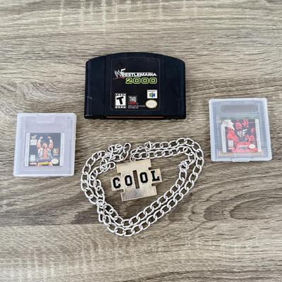 LOT 197A: 2000 WWF II Cool Bling Chain & Collection of Wrestling Video Games: Game Boy WWF War Zone, Game Boy Color WWF Attitude...