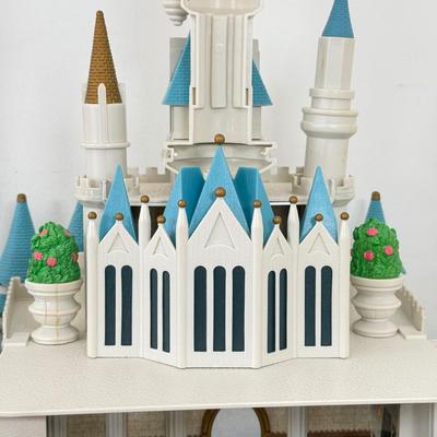 LOT 198B: Walt Disney World Magic Kingdom Cinderella's Castle Model Monorail Playset w/ Figures & Accessories