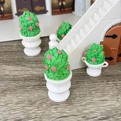 LOT 198B: Walt Disney World Magic Kingdom Cinderella's Castle Model Monorail Playset w/ Figures & Accessories