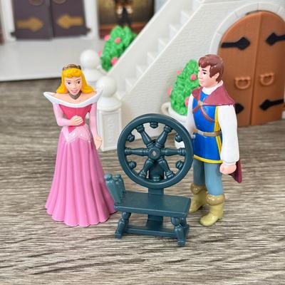 LOT 198B: Walt Disney World Magic Kingdom Cinderella's Castle Model Monorail Playset w/ Figures & Accessories