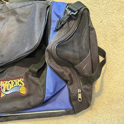LOT 206B: Duffel Bags: Champion NBA Philadelphia 76ers & 1980s/90s Gotcha Bag
