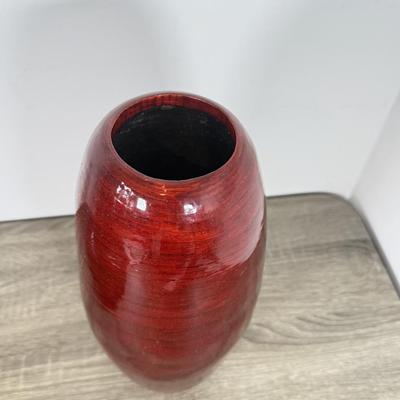 LOT 216A: Decor Wooden Box & Lightweight Vases