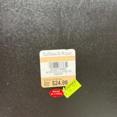 LOT 216A: Decor Wooden Box & Lightweight Vases