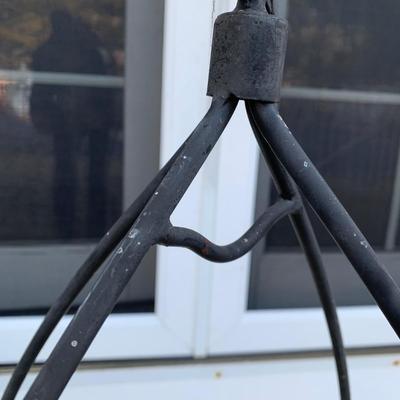 LOT 220 O: Wrought Iron Bicycle Plant Pot Holders & Hanging Plant Basket Lawn Decor