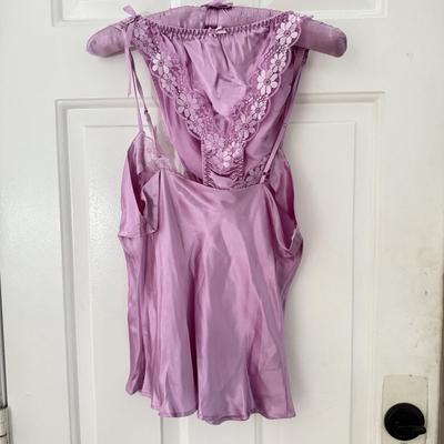 LOT 225B: NWT Silky Pajamas & Lingerie