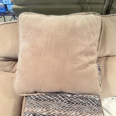 LOT 227L: Collection of Decorative Throw Pillows