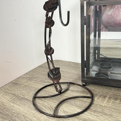 LOT 228L: Iron and Metal Home Decor: Lanterns & More