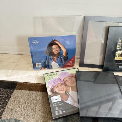 LOT 230L: Collection of Photo Frames incl. NIP