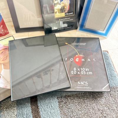 LOT 230L: Collection of Photo Frames incl. NIP