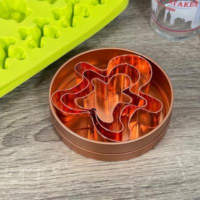 LOT 231L: Fun & Quirky Kitchen Collection: Collectible Cups/Glasses, Skull and Crossbones Ice Cube Trays, Oversized Catering Tools...