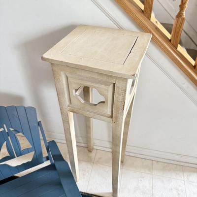 LOT 234A: Home Decor Collection: Disney Mirrored Display Shelf, Small Side Table & Miniature Sailboat Chair