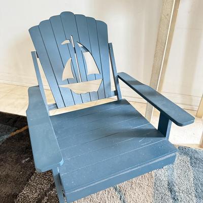 LOT 234A: Home Decor Collection: Disney Mirrored Display Shelf, Small Side Table & Miniature Sailboat Chair