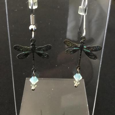 Dragonfly dingle earrings