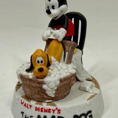 Walt Disney Co Cartoon Classics Porcelain Figure Mickey Mouse Pluto The Mad Dog