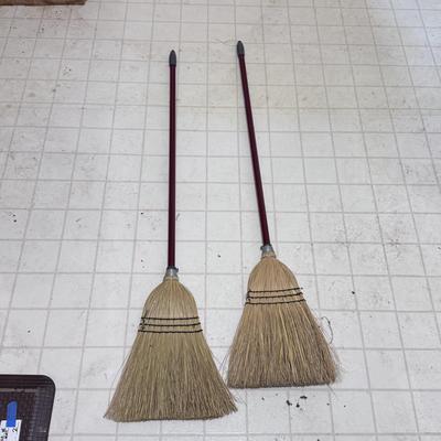 Libman, Quickie, and Other Brooms (WC-DZ)