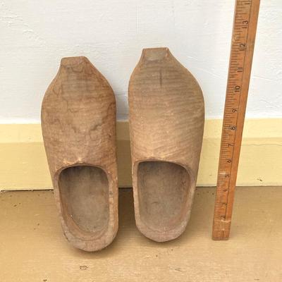 LOT 301: Antique / Vintage Dutch Tapestry with Pair of Wooden Shoes