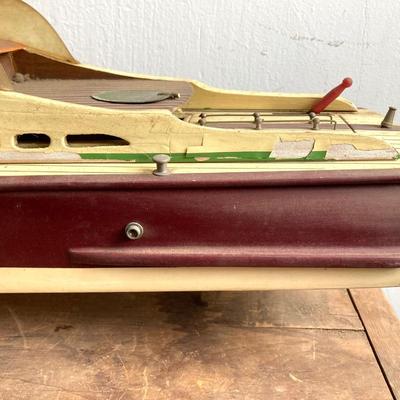 LOT 302: Vintage ITO Made in Japan Toy Boat