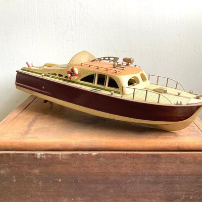 LOT 302: Vintage ITO Made in Japan Toy Boat