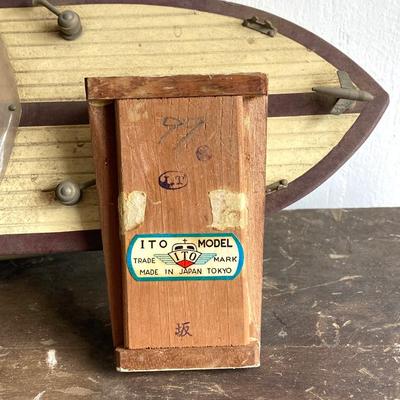 LOT 303: ITO (Made in Japan) Vintage Toy Boat