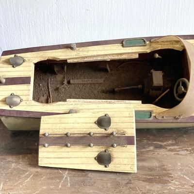 LOT 303: ITO (Made in Japan) Vintage Toy Boat