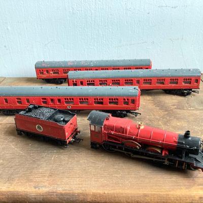 LOT 304: Large Toy Train Collection - Bachman, Spectrum (Amtrak), Walthers, Little Joe and More