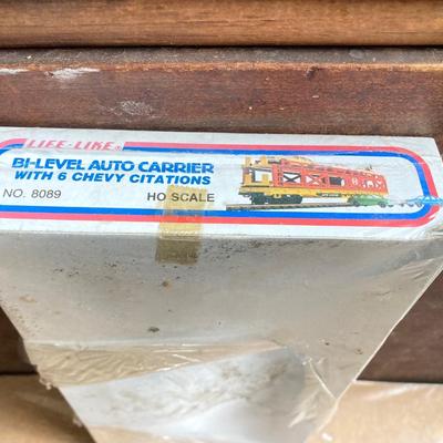 LOT 304: Large Toy Train Collection - Bachman, Spectrum (Amtrak), Walthers, Little Joe and More