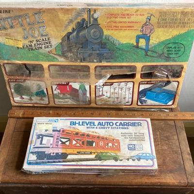 LOT 304: Large Toy Train Collection - Bachman, Spectrum (Amtrak), Walthers, Little Joe and More