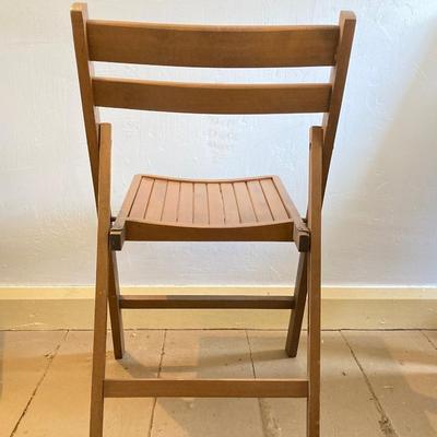 LOT 305: Four Vintage Wooden Folding Chairs
