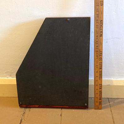 LOT 309: Vintage / Antique Radio Concert of America Mandolin Harp