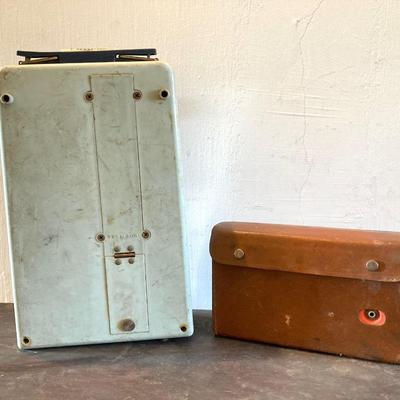 LOT 320: Vintage Radios - Futura Radio Phono Player and Silvertone All Transistor 500
