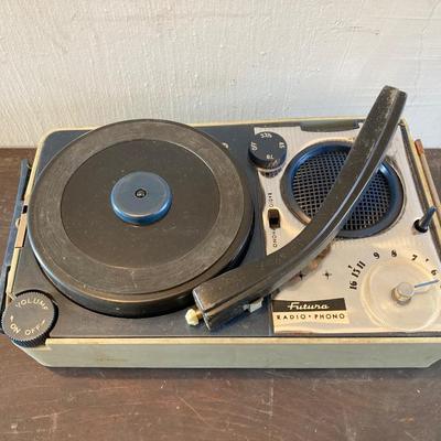LOT 320: Vintage Radios - Futura Radio Phono Player and Silvertone All Transistor 500