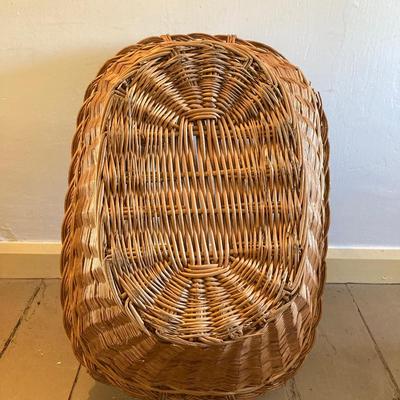 LOT 322: Esmond Slumberest Blanket in Original Box, Beacon Winsor Blanket in Original Box, Large Wicker Basket and Three Vintage Umbrellas