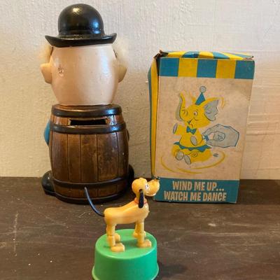 LOT 323: Vintage Toy Collection - Tootsie Toy Military Jeep, Miniature Tools, Stock Market Investor Bank, Western Union Dolly Gram, Soma...