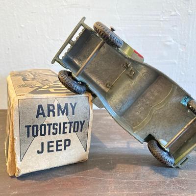 LOT 323: Vintage Toy Collection - Tootsie Toy Military Jeep, Miniature Tools, Stock Market Investor Bank, Western Union Dolly Gram, Soma...