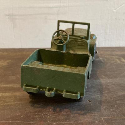 LOT 323: Vintage Toy Collection - Tootsie Toy Military Jeep, Miniature Tools, Stock Market Investor Bank, Western Union Dolly Gram, Soma...