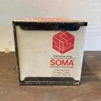 LOT 323: Vintage Toy Collection - Tootsie Toy Military Jeep, Miniature Tools, Stock Market Investor Bank, Western Union Dolly Gram, Soma...