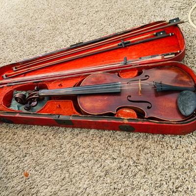 LOT 329: Vintage/Antique Facsimile Stradivarius Violin Stamped 1727 With Bows and Wooden Case
