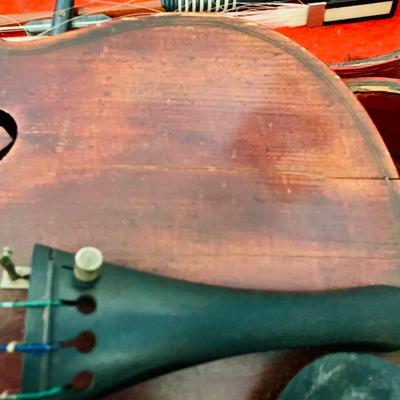 LOT 329: Vintage/Antique Facsimile Stradivarius Violin Stamped 1727 With Bows and Wooden Case